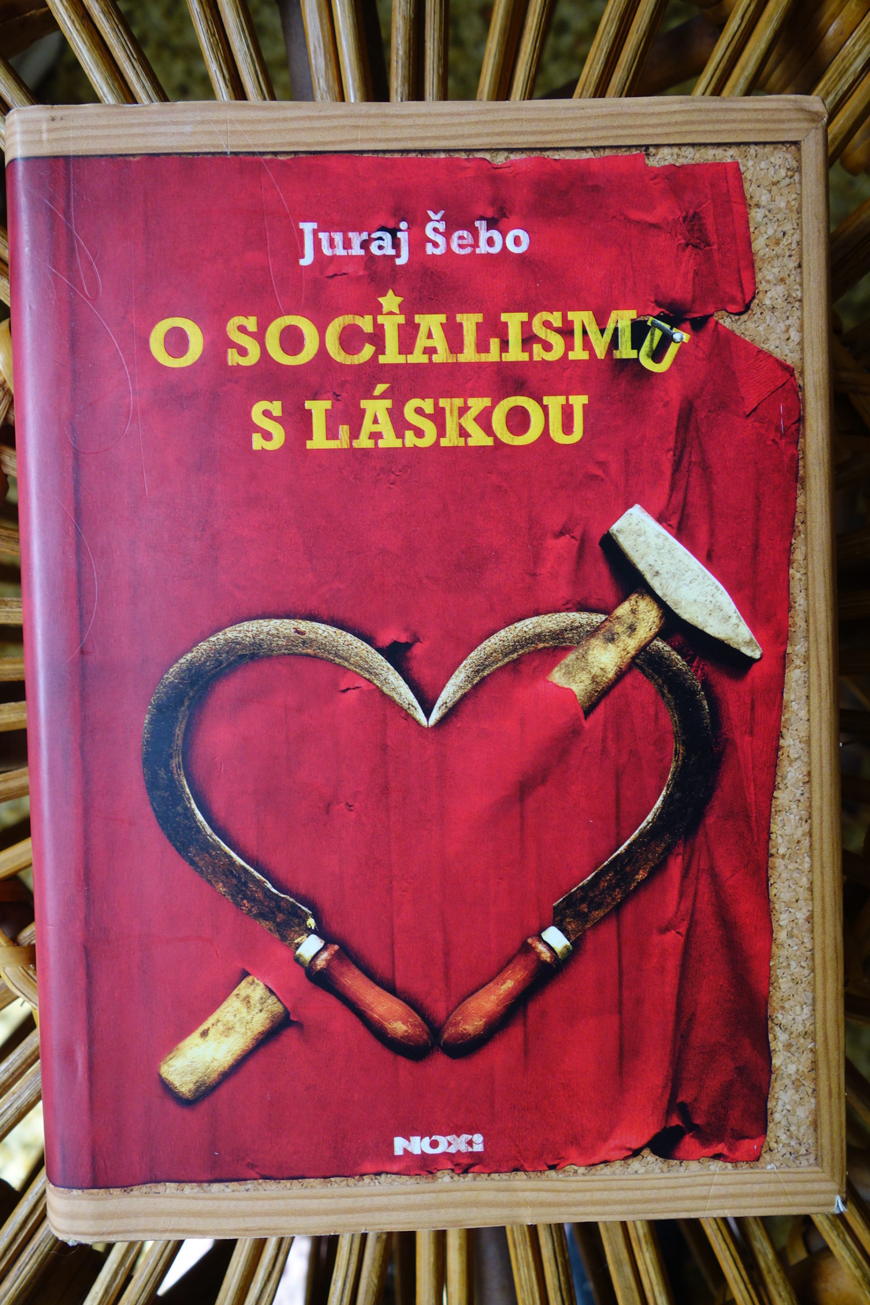3686,obr.hlav.O socialisme s láskou